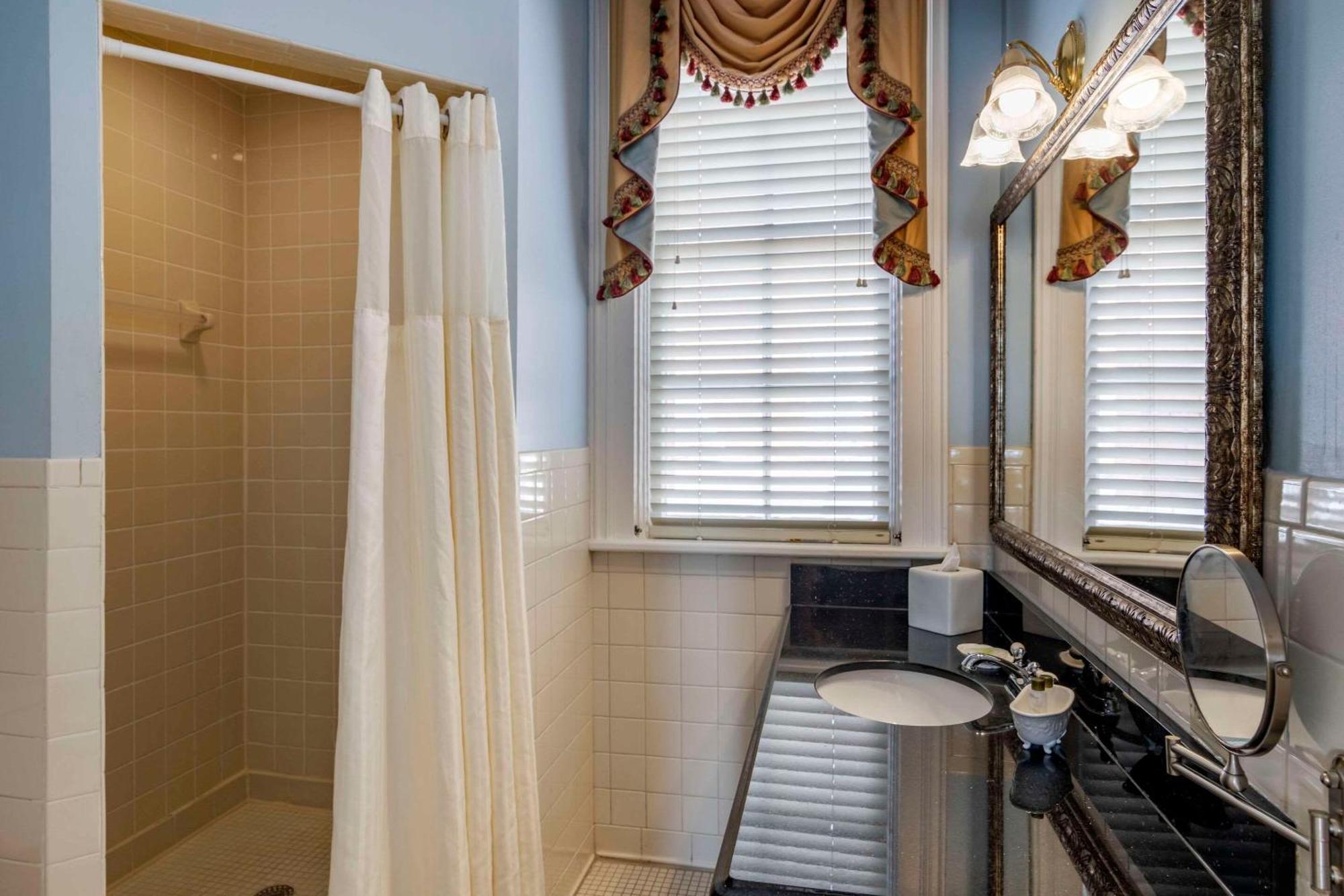 Windsor Hotel, Ascend Hotel Collection Americus Luaran gambar