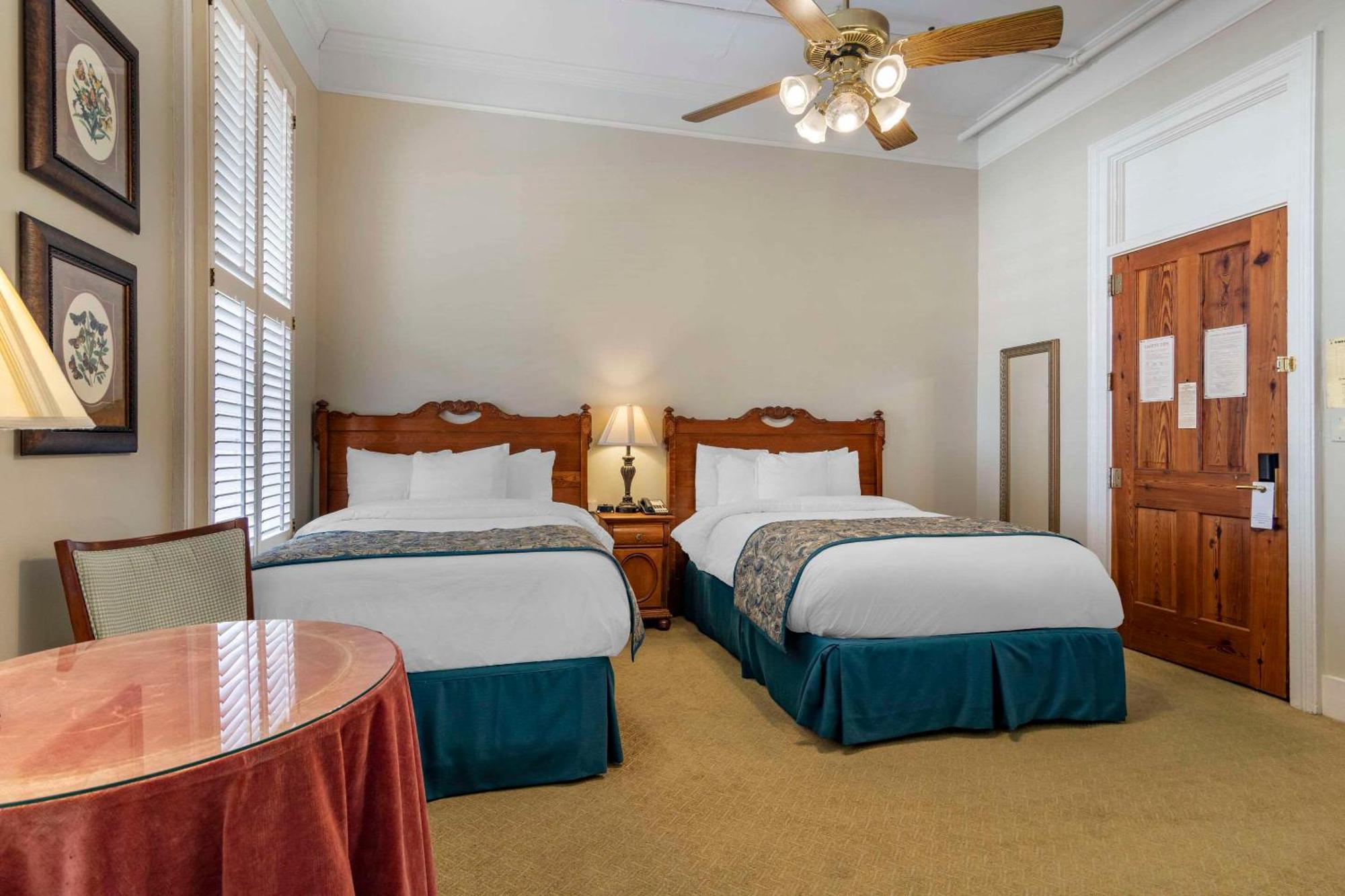Windsor Hotel, Ascend Hotel Collection Americus Luaran gambar
